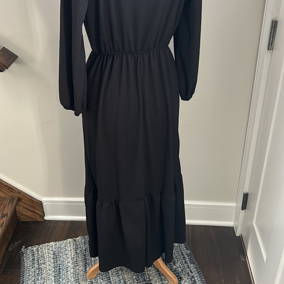 Solid Black Boho Square Neck Long Sleeve Flounce Maxi Dress - Picture 14 of 16